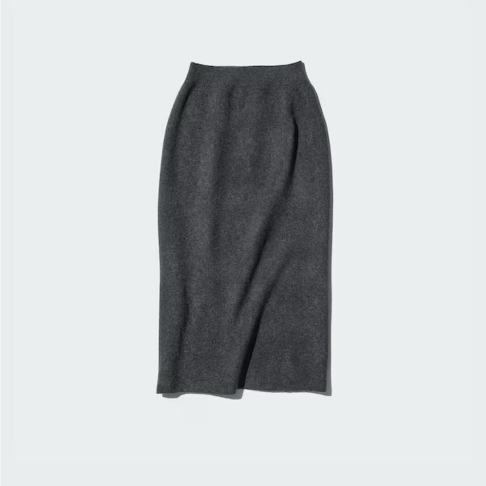 Uniqlo Soufflé Yarn Skirt, size small